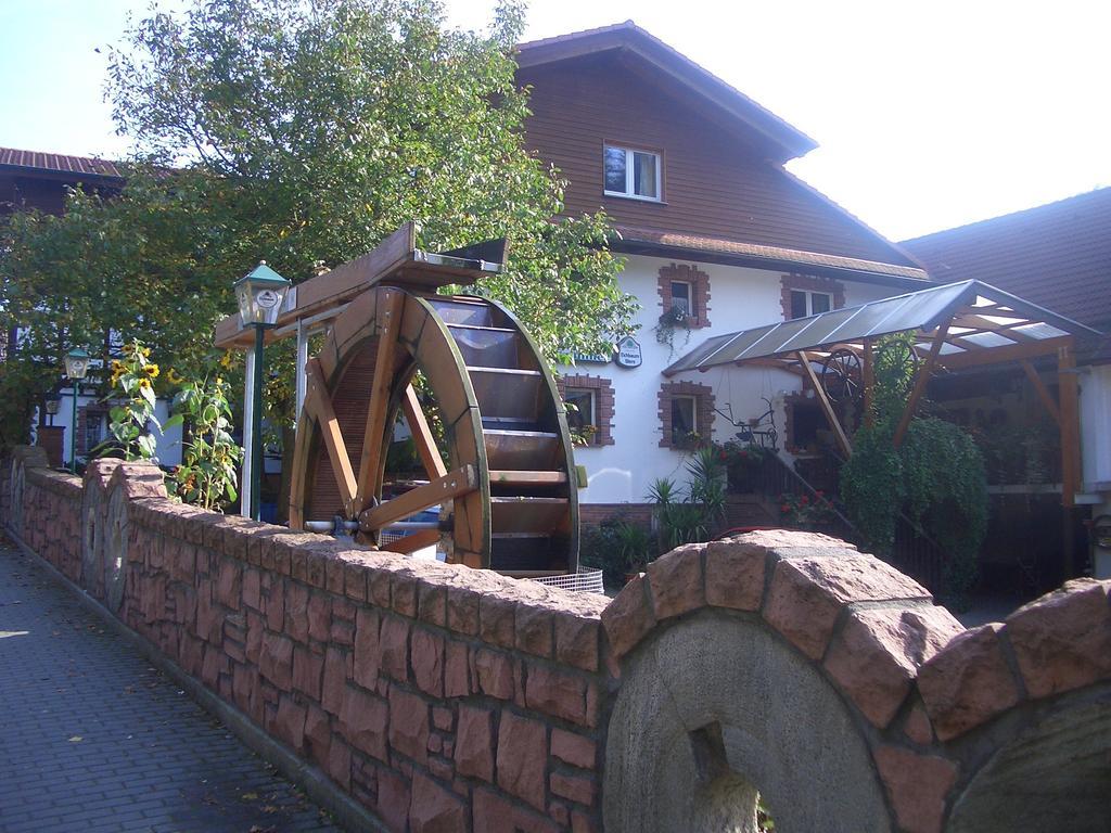 Отель Zur Muehle Moerlenbach Экстерьер фото